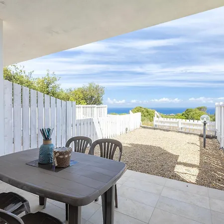 بيت للعطل Sea View Isola Rossa Tinnari